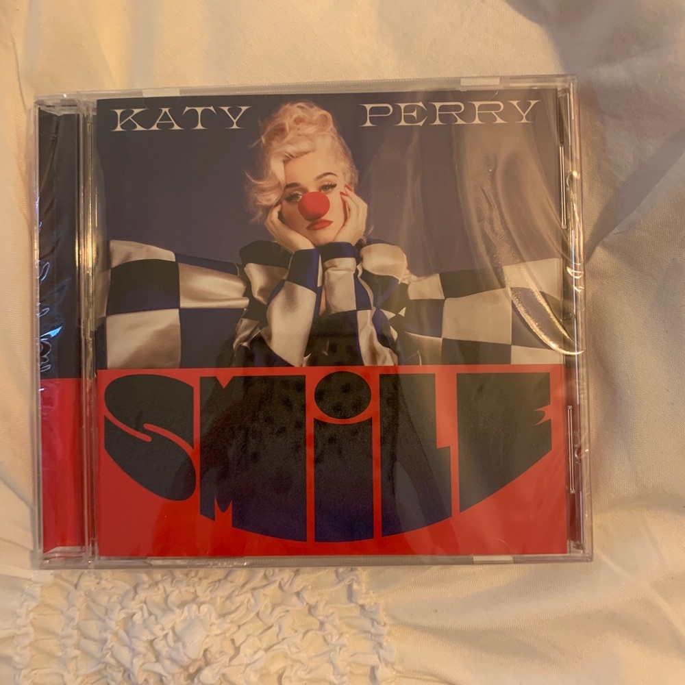 Katy Perry Smile CD
